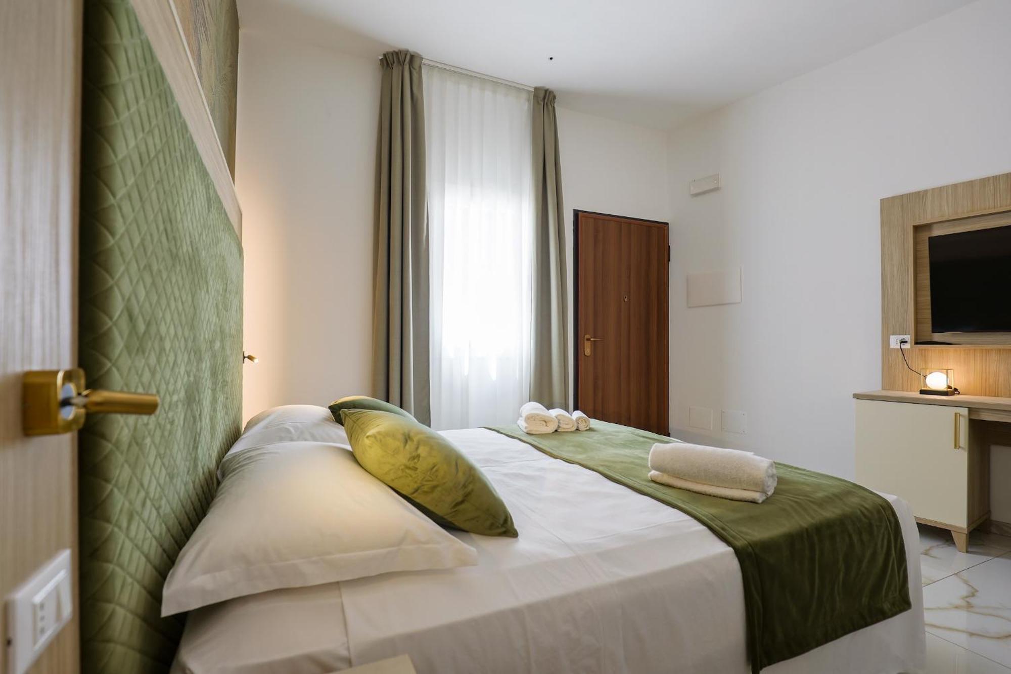 Grotta Saracena Resort Porto Cesareo Kültér fotó